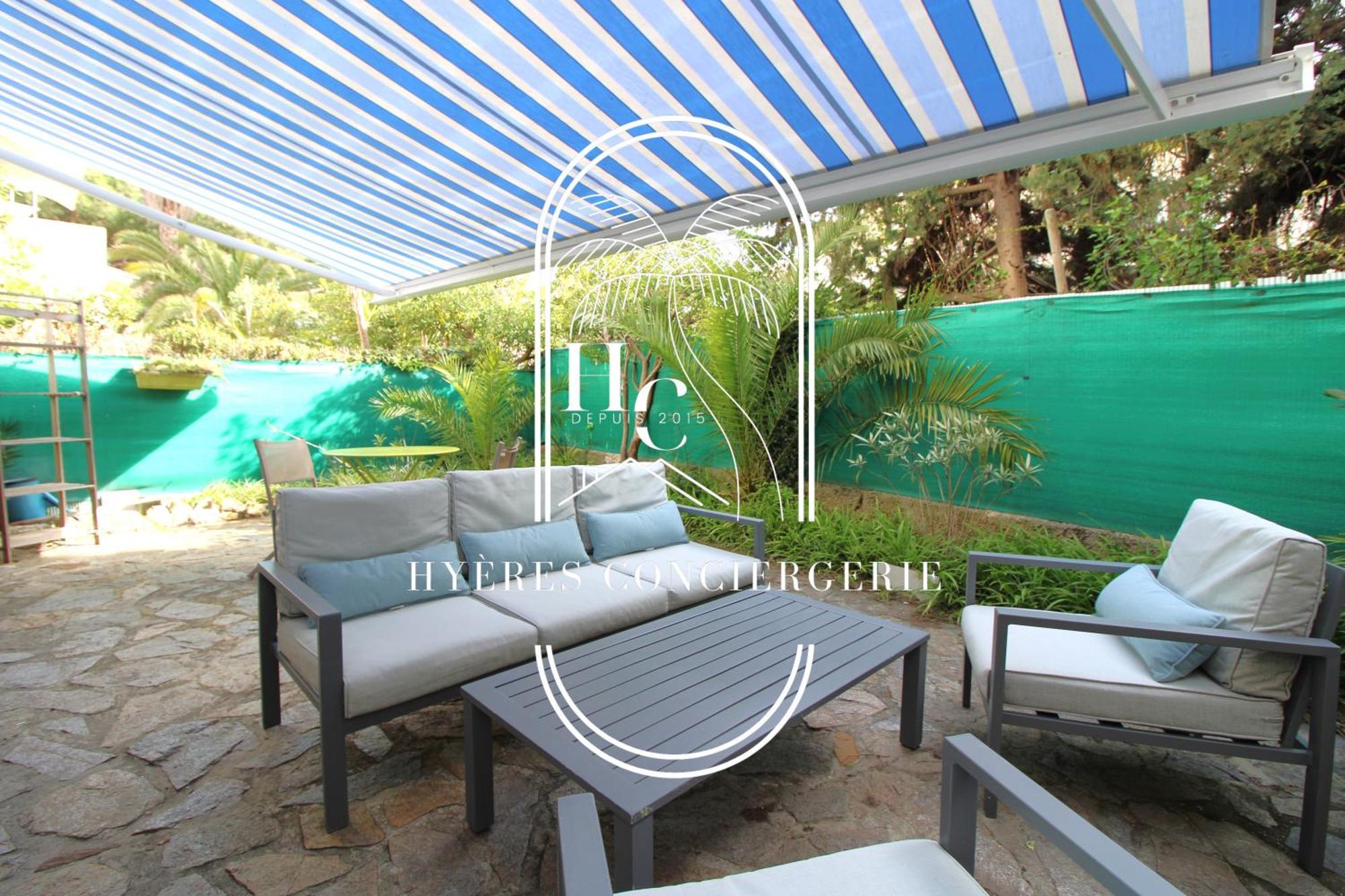 Duplex Au Coeur Du Port D'Hyeres- Plages Parking By Hc Exterior photo